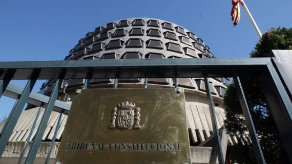 El Constitucional considera discriminatorio el trato que da la legislación española a los trabajadores a tiempo parcial respecto a los de tiempo completo