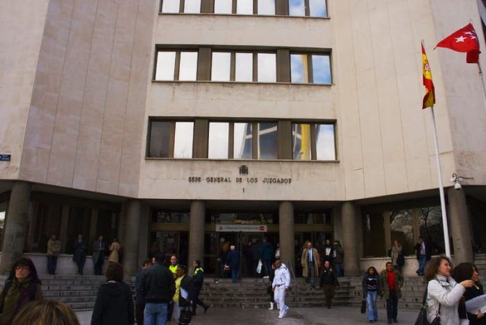 A qué tenemos derecho si se nos concede la Justicia Gratuita. Mención al artículo 28 de la LAJG