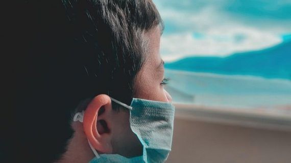 Criterios legales y jurisprudenciales en la adopción de medidas cautelares para garantizar la seguridad y salud en el trabajo. Incluye cita de resoluciones