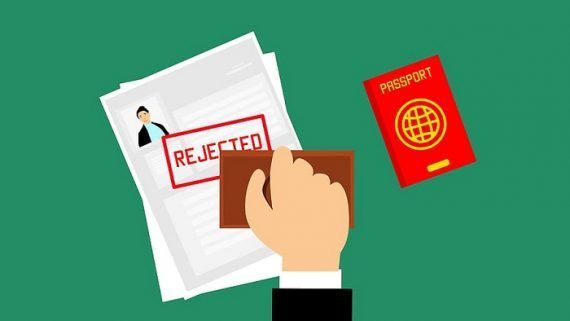 Expulsión de extranjeros cuando existe condena